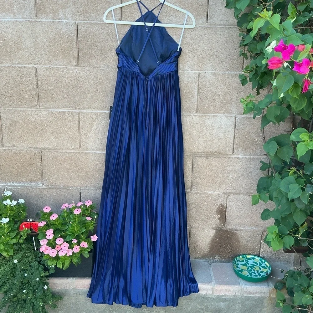 NWT Lulu’s Elaborate Charm Navy Blue Satin Pleated Backless Maxi Dress Small